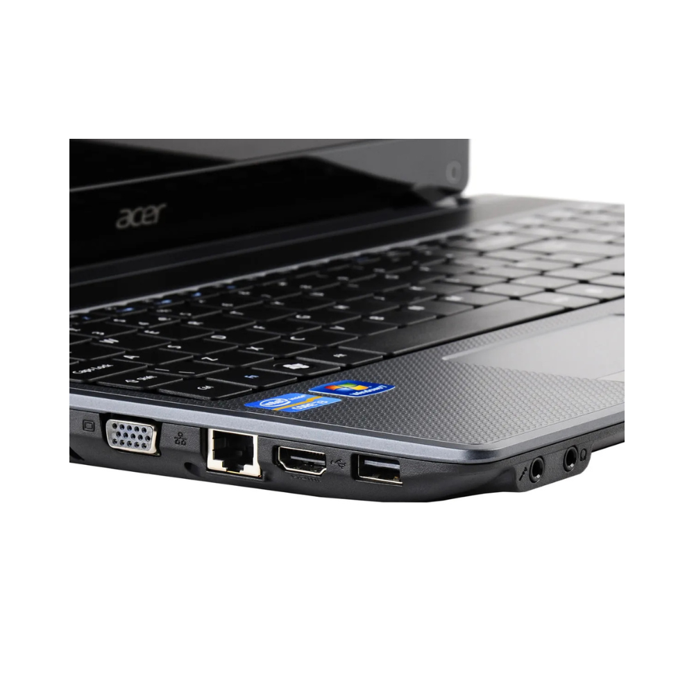 Acer Aspire 5749 series 15.6 " i3-2330M SSD120GB 8 GB